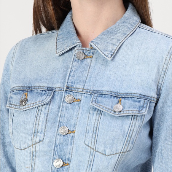 Guess Dresses & Skirts - GUESS
Women's Cotton Kenia Button-Front Denim Dress NWOT size XS